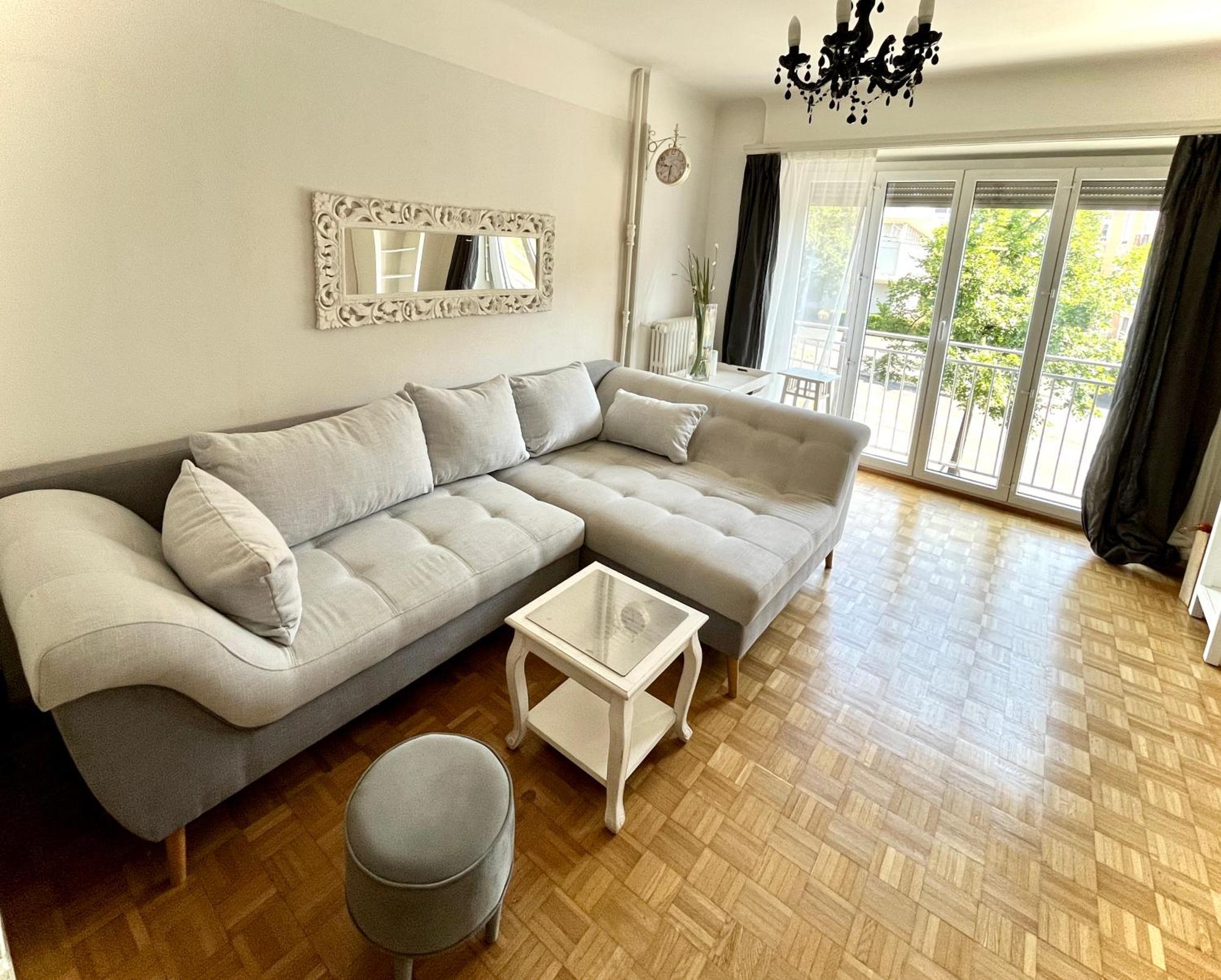 Ch Apartment Lausanne Gare Esterno foto